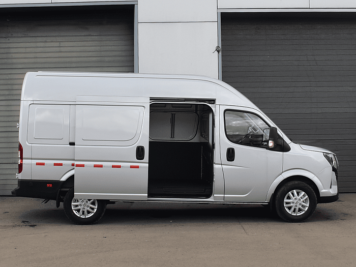 Цельнометаллический фургон металлик DongFeng
